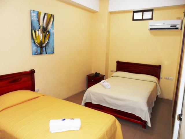 Hotel Jira Гуаякіль Номер фото