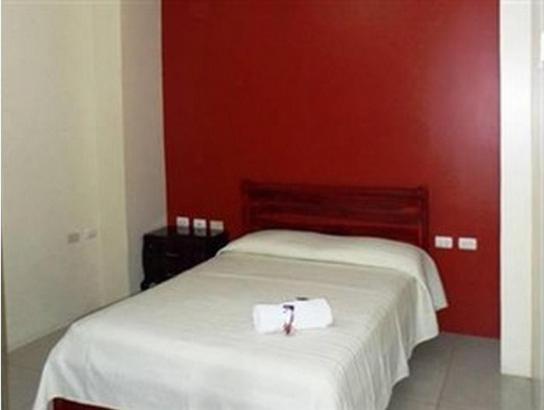 Hotel Jira Гуаякіль Номер фото